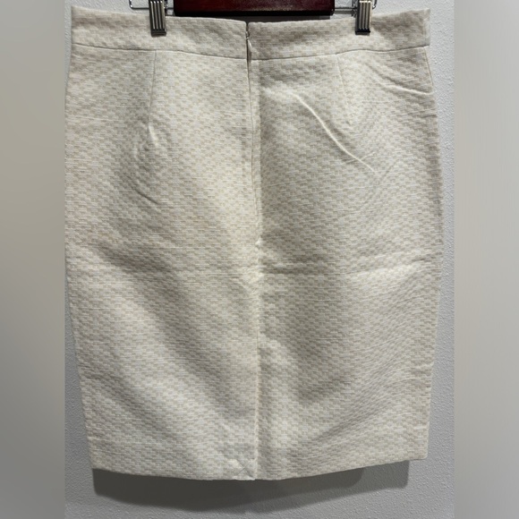 NWT J Crew size 6 pencil skirt cream/taupe pattern - Picture 3 of 8